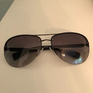 Like new  Prada sunglasses men or women
